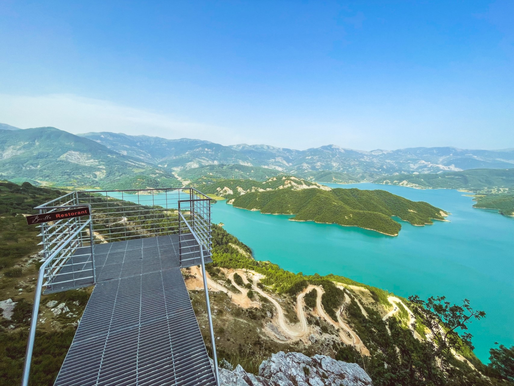Jezioro Bovilla | Albania na własną rękę